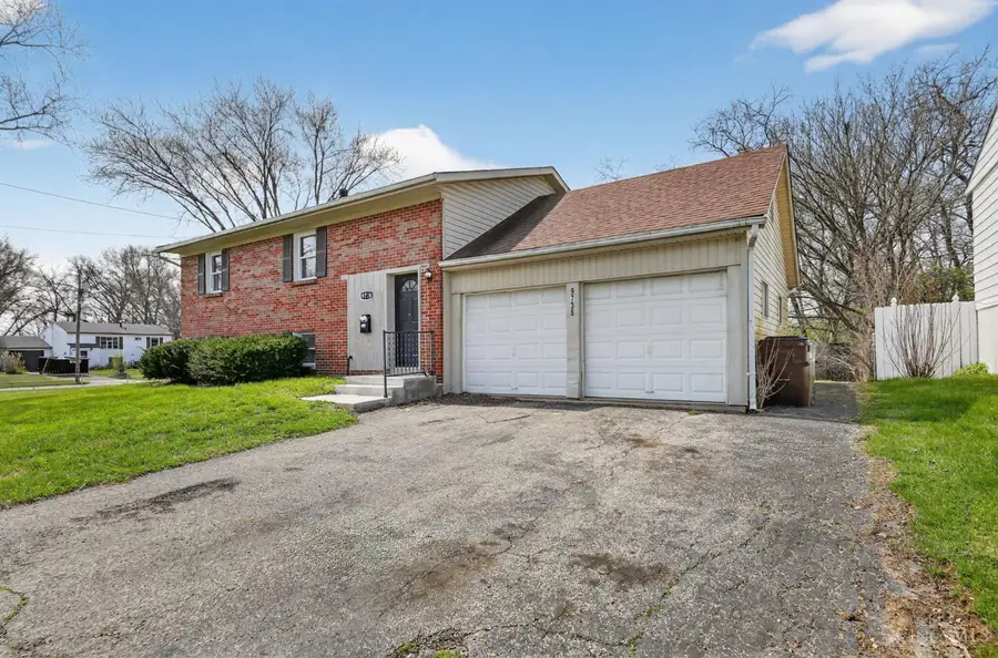 9738 Dunraven Drive, Colerain, OH 45251 - #2