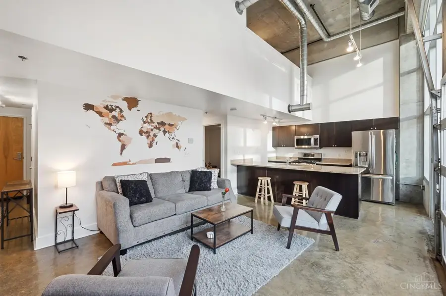 353 W Fourth Street #209, Cincinnati, OH 45202 - #3