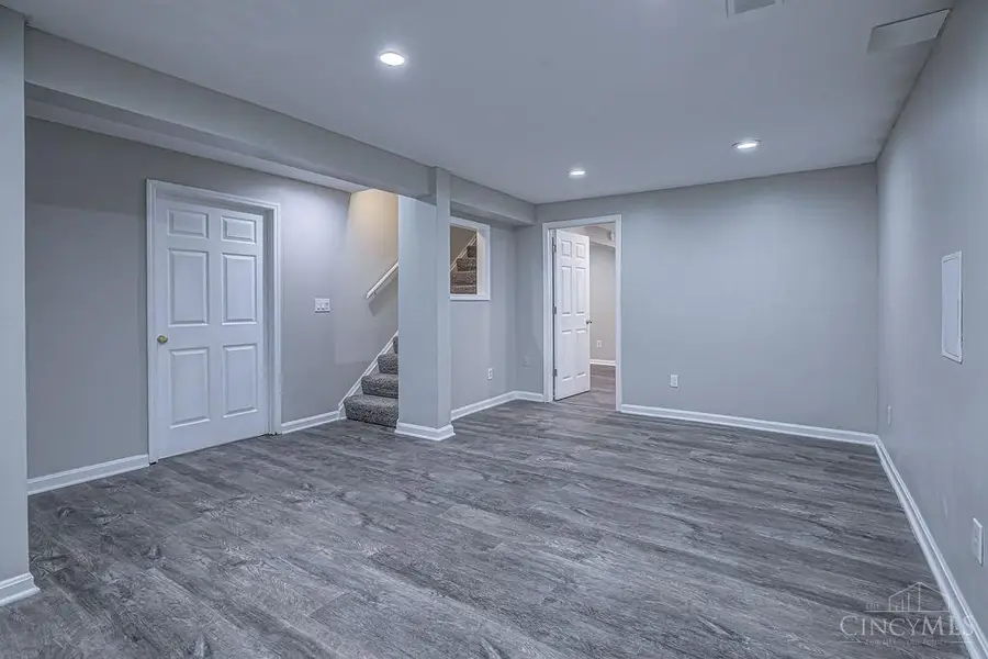 7938 Queens Avenue, Cincinnati, OH 45236 - #3