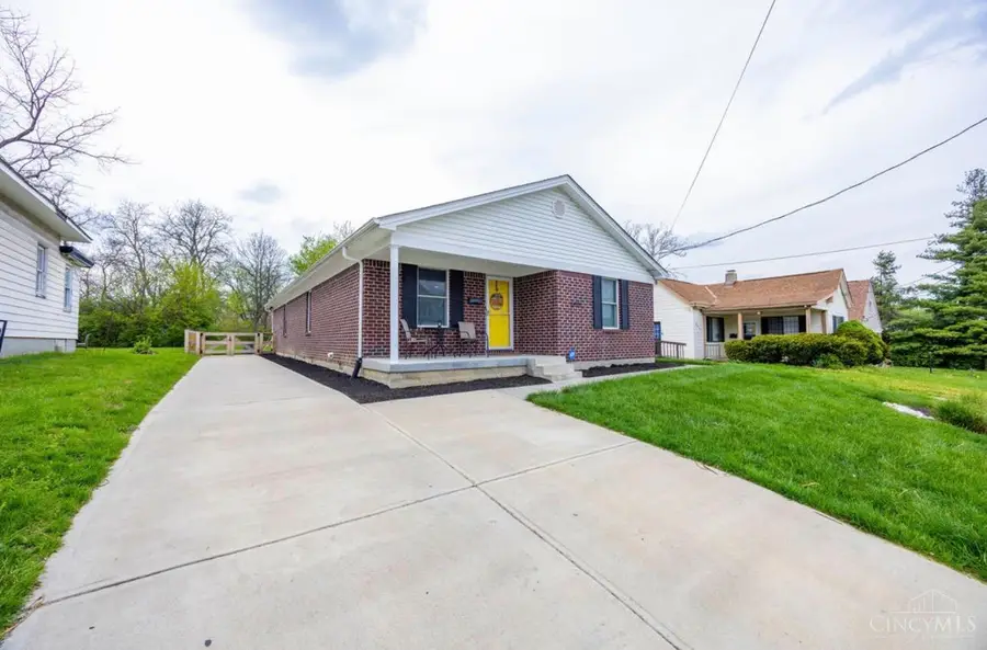 6915 Mearl Ave, North College Hill, OH 45239 - #2