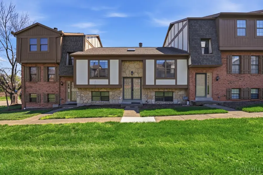 2 Fairgreen Circle, Fairfield, OH 45014 - #2