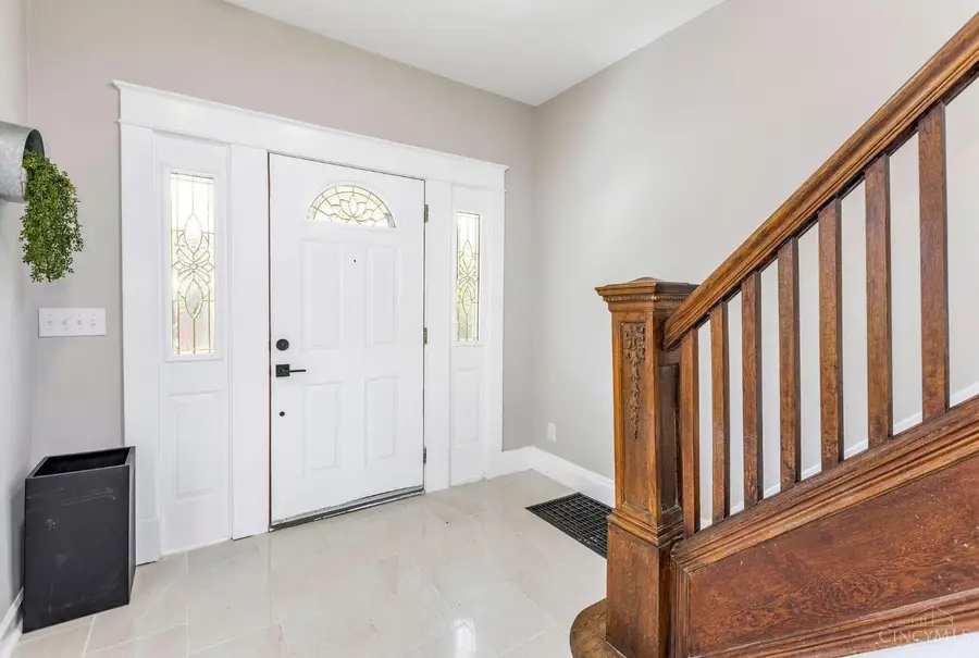 436 Hawthorne Avenue, Cincinnati, OH 45205 - #3