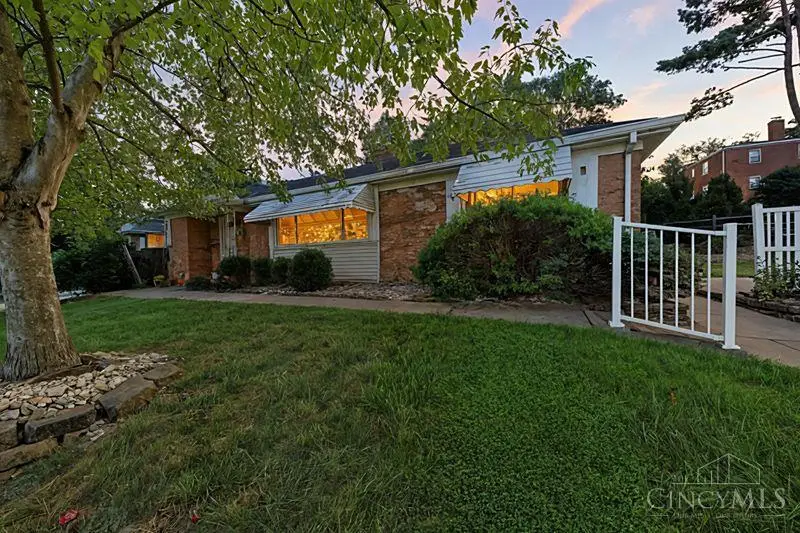6955 Carroll Avenue, Cincinnati, OH 45236 - #2