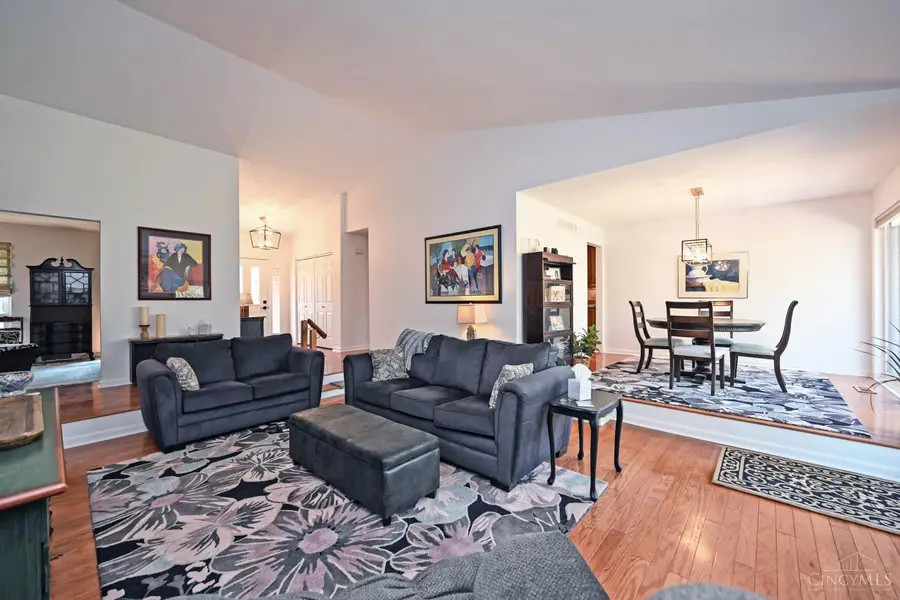 15 Brandywine Drive, Glendale, OH 45246 - #3