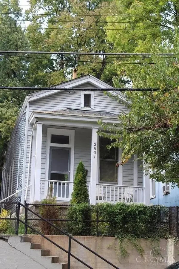 2901 Marshall Avenue, Cincinnati, OH 45220