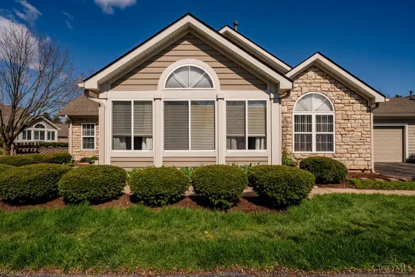 139 Edinburgh Village Drive, Centerville, OH 45458