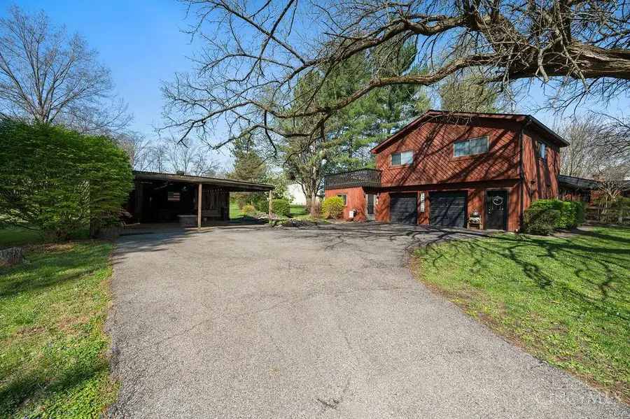 8135 Creek Woods Place, Maineville, OH 45039 - #3