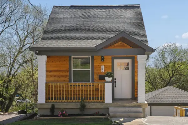 582 Greenwell Avenue, Delhi Twp, OH 45238