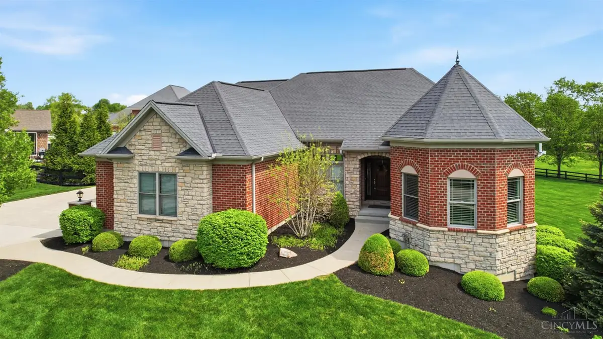 6100 Winding Creek Boulevard, Liberty, OH 45011 - #1