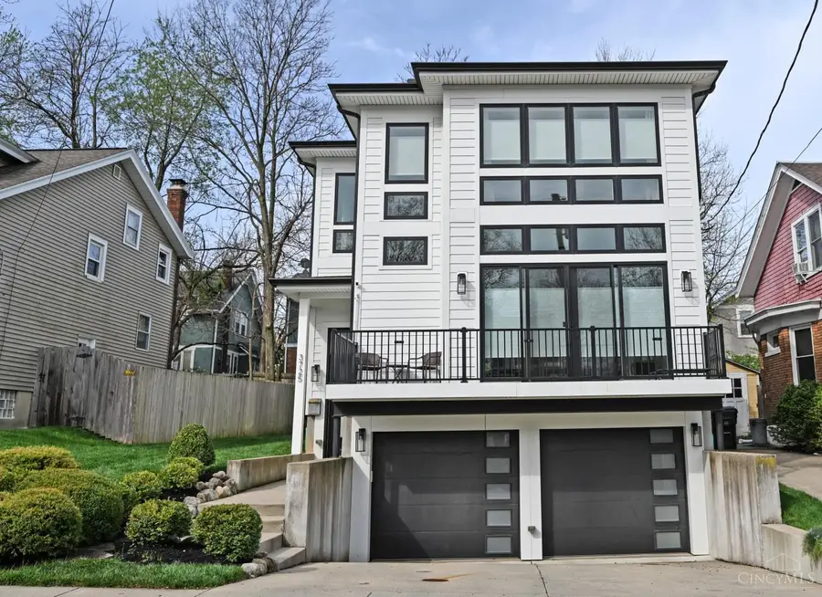 3725 Maple Park Avenue, Cincinnati, OH 45209 - #2