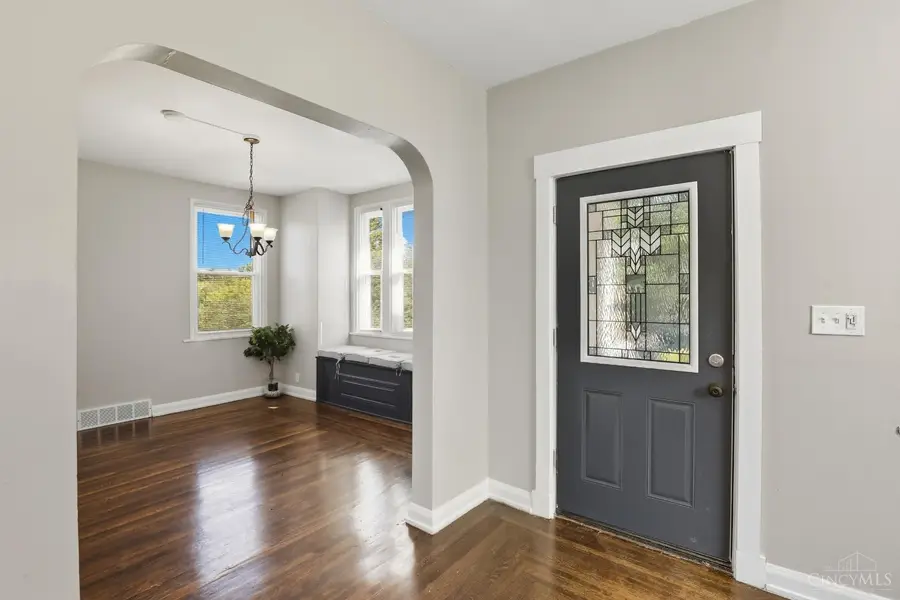 2711 Baker Avenue, Cincinnati, OH 45211 - #3