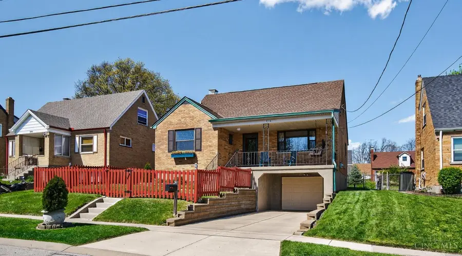 4716 Embrett Ct, Cincinnati, OH 45238 - #2