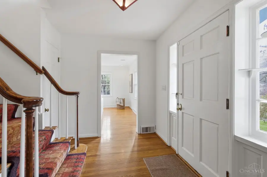 2750 Lower Grandin, Cincinnati, OH 45208 - #2