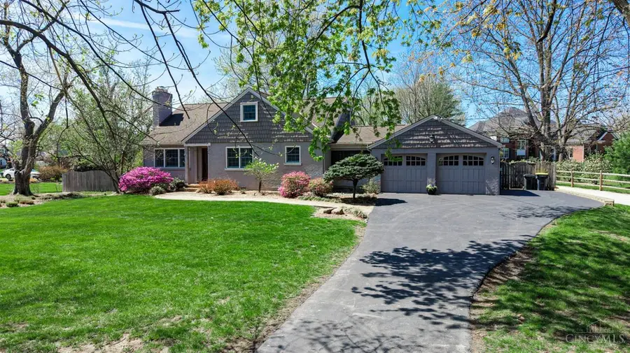 5801 Kenwood Road, Madeira, OH 45243 - #2