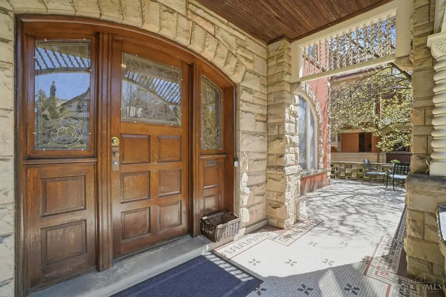 2944 Fairfield Avenue, Cincinnati, OH 45206 - #3