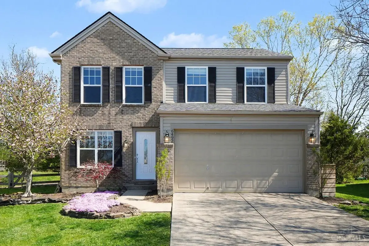 6492 Abingdon Hall, Warren, OH 45152 - #1