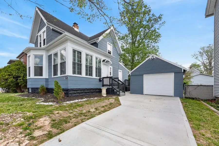 6832 Kenton Avenue, Silverton, OH 45236 - #2