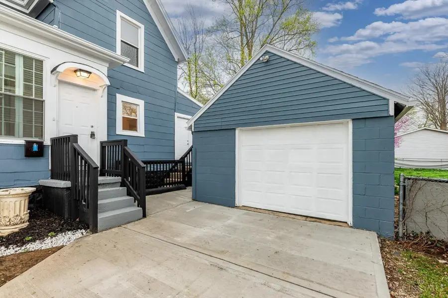 6832 Kenton Avenue, Silverton, OH 45236 - #3