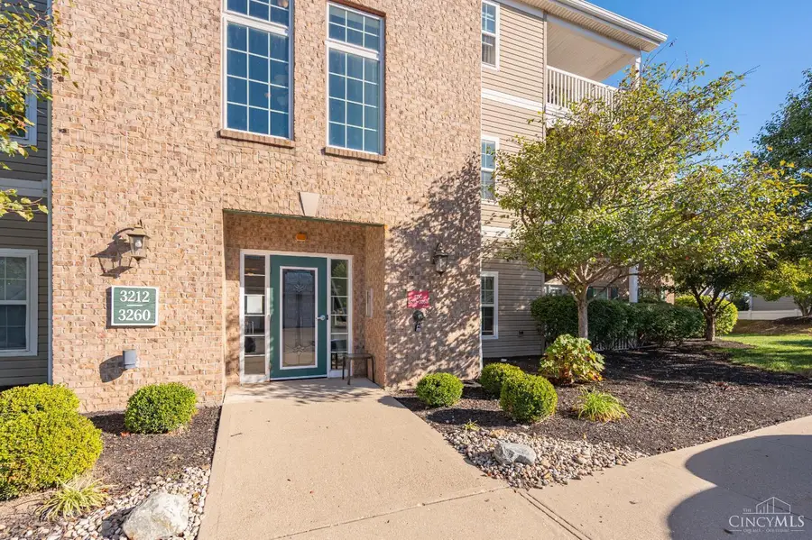 3244 Grand Falls Boulevard, Deerfield, OH 45039 - #2