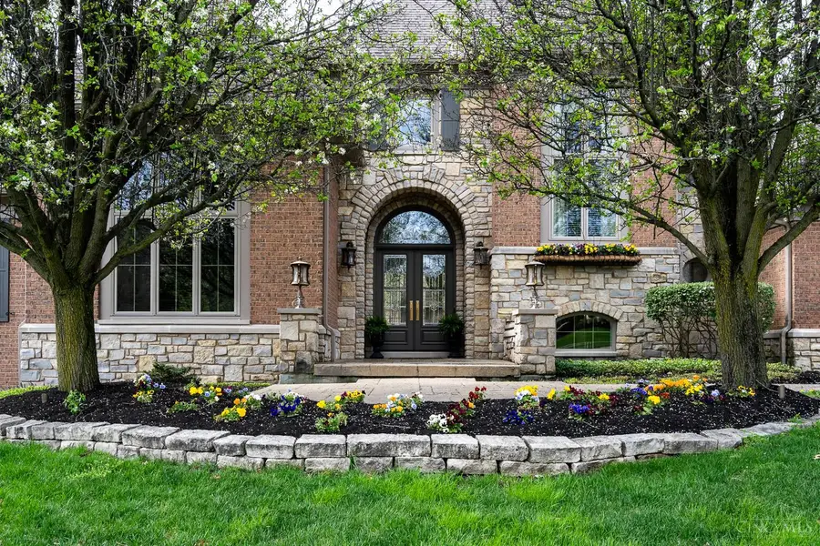 8839 Bayside Court, Deerfield, OH 45040 - #2