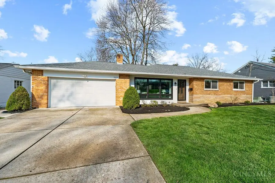 7217 Bobby Lane, Kenwood, OH 45243 - #2