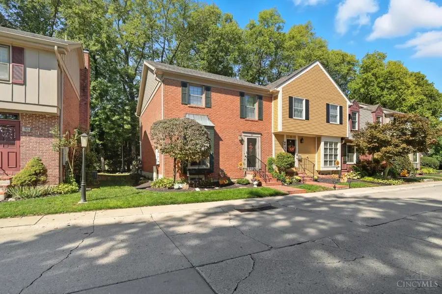 40 Nicholson Court, Washington, OH 45459 - #3