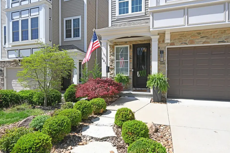 621 Athens Avenue, Cincinnati, OH 45226 - #3