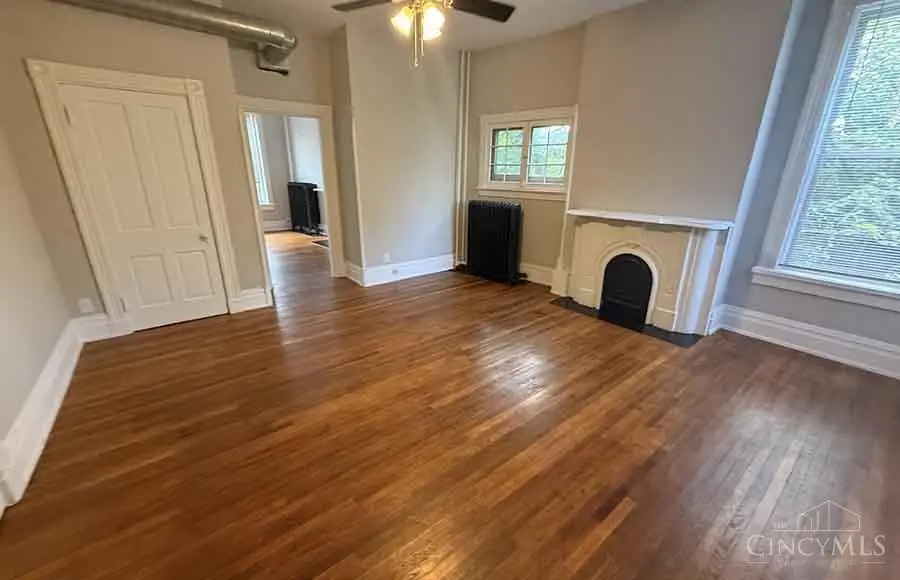 2215 Ohio Avenue, Cincinnati, OH 45219 - #3