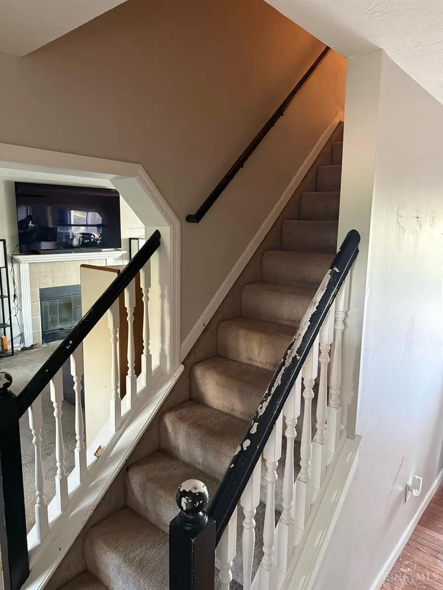 6063 Glennsbury Court, West Chester, OH 45069 - #3