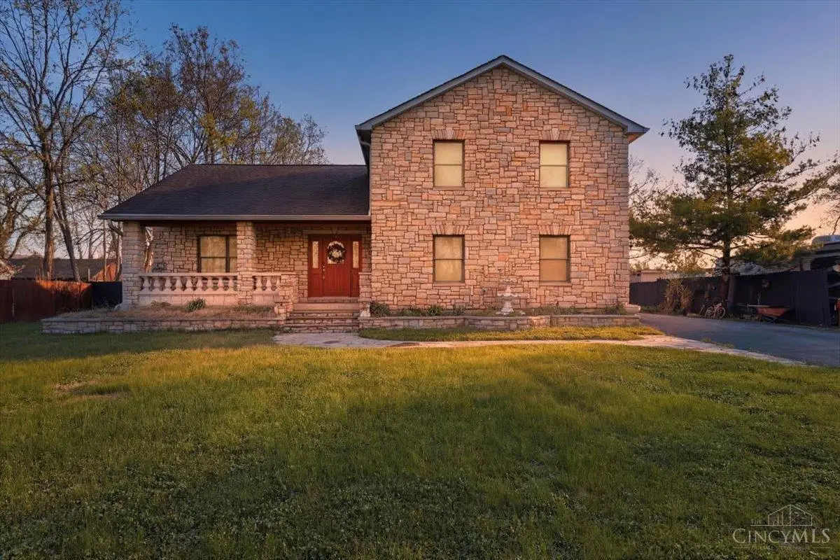 7008 Oak Street, Newtown, OH 45244 - #1