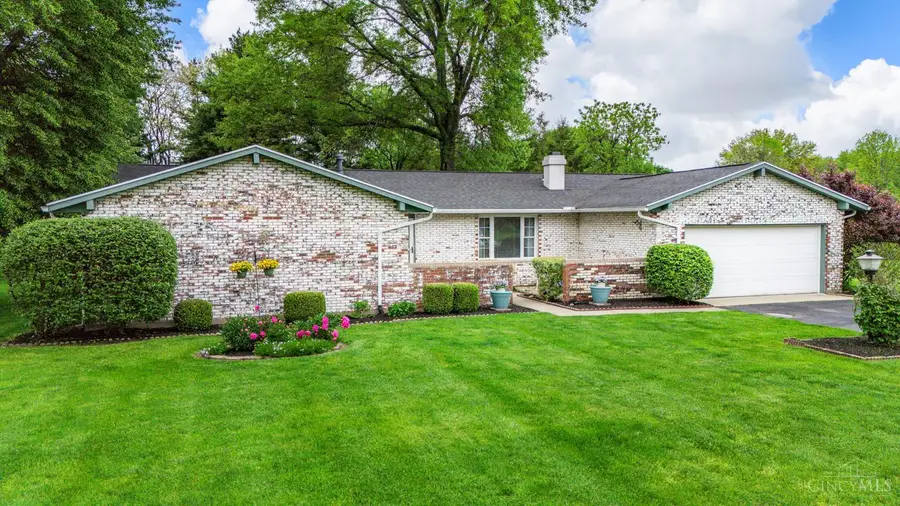 885 W Michaels Road, Tipp City, OH 45371 - #2