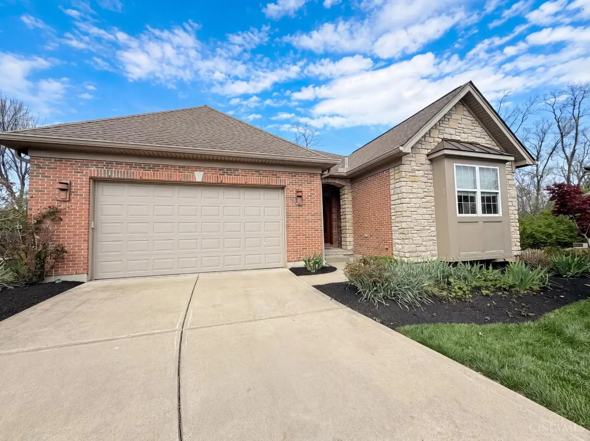 8016 Stonegate Drive, Forestville, OH 45255 - #1