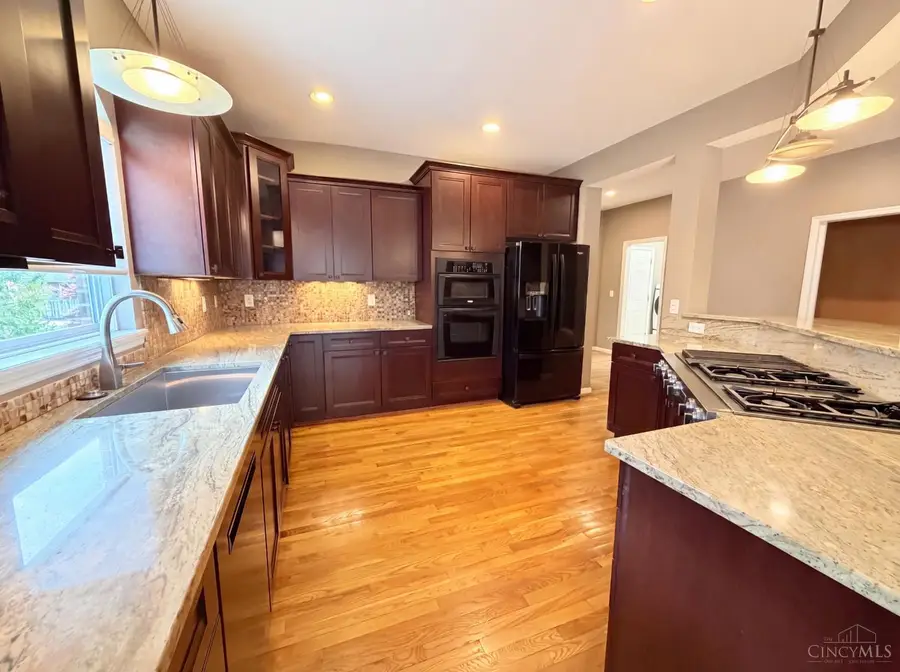 8016 Stonegate Drive, Forestville, OH 45255 - #2