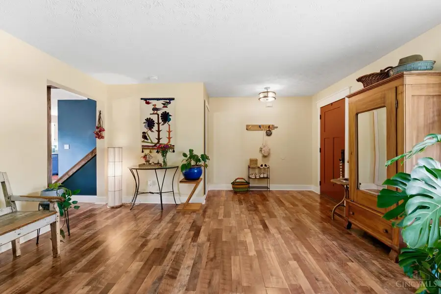 8031 Kings Court, Warren, OH 45039 - #3