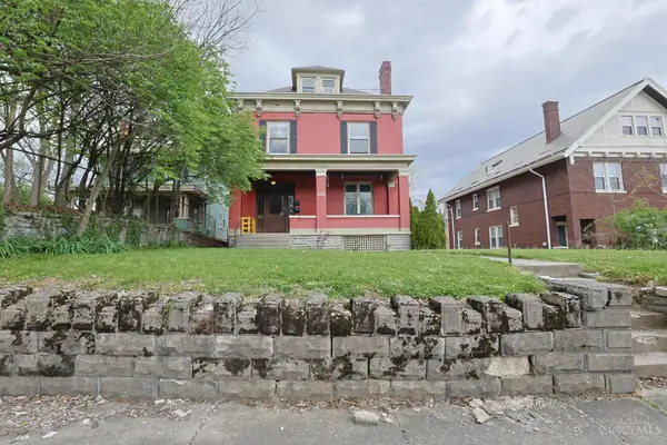 448 Riddle Road, Cincinnati, OH 45220