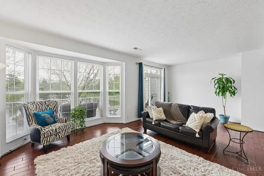 4189 Lakeknoll Drive, Mason, OH 45040 - #3