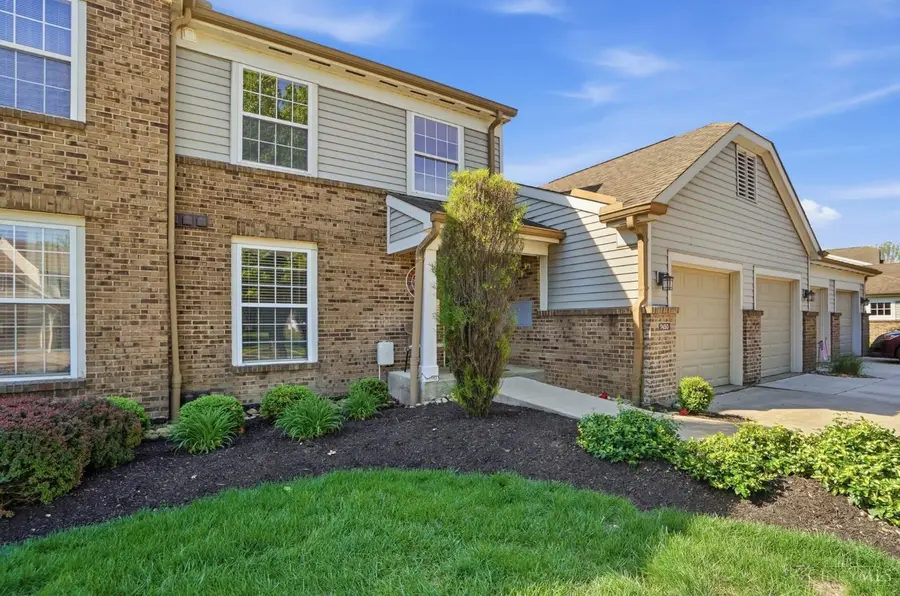 7450 Waterford Drive #203, Deerfield, OH 45040 - #2