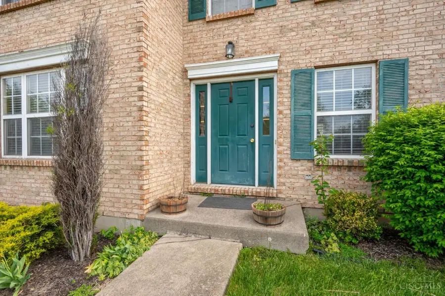 910 Hamlin Drive, Warren, OH 45039 - #3
