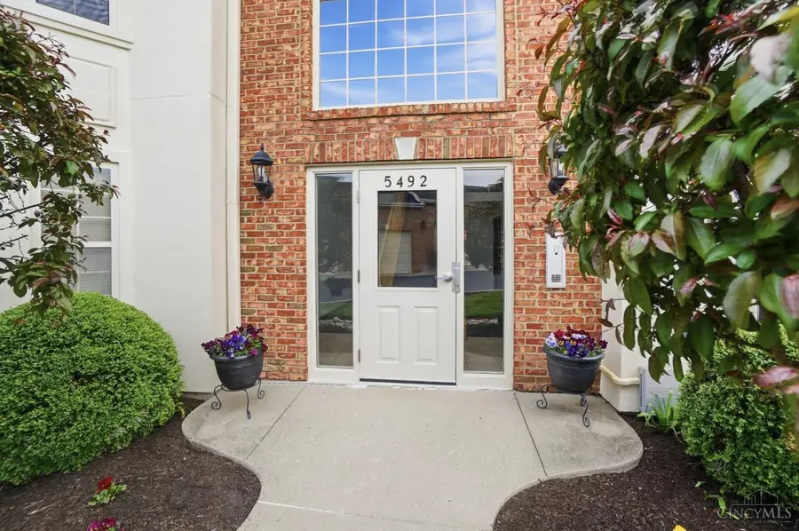 5492 Asbury Lake Drive #62, Green, OH 45247 - #2