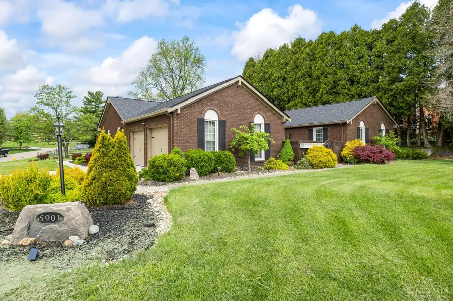 5901 Countryhills Drive, Bridgetown, OH 45233 - #2