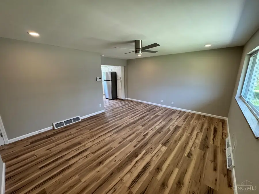 221 Chamberlin Drive, Hamilton, OH 45013 - #3