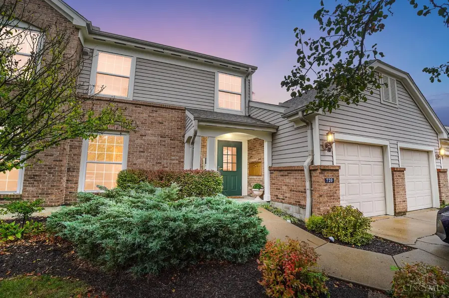 720 Castlegate Lane #203, Finneytown, OH 45231 - #2