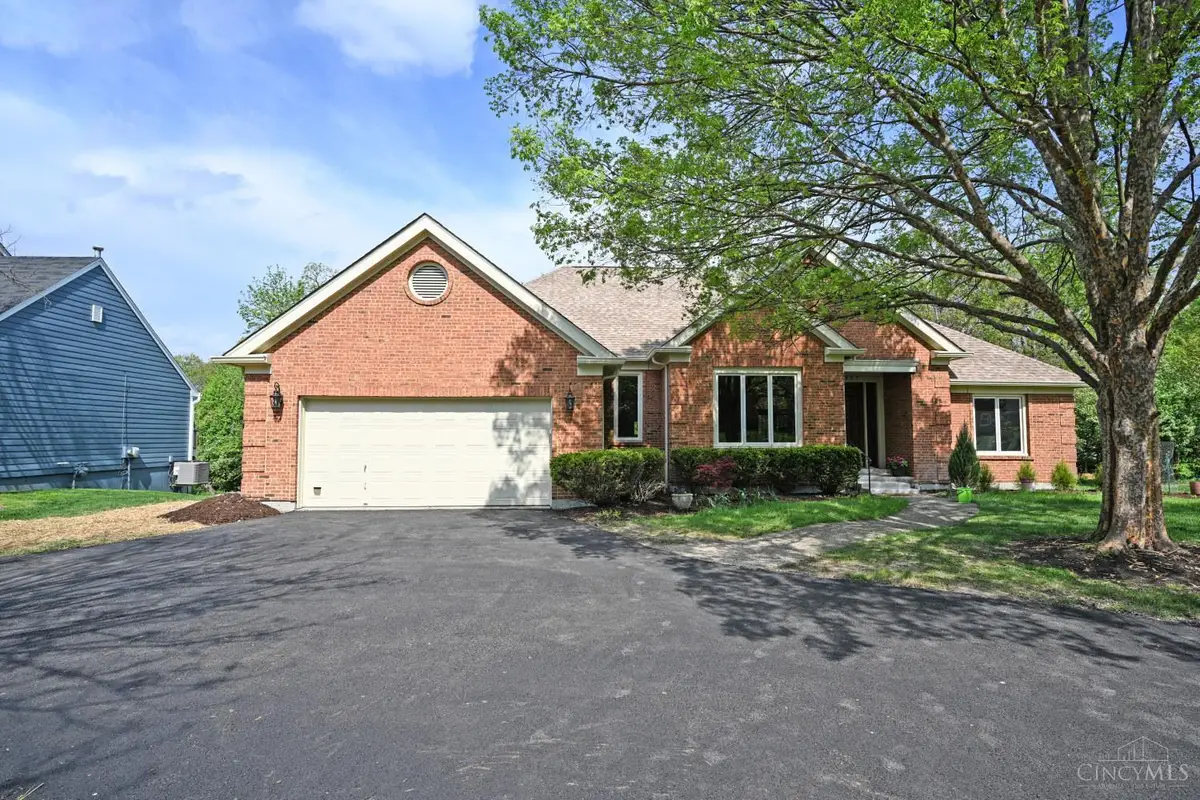 6897 Fox Hill Lane, Madeira, OH 45236 - #1