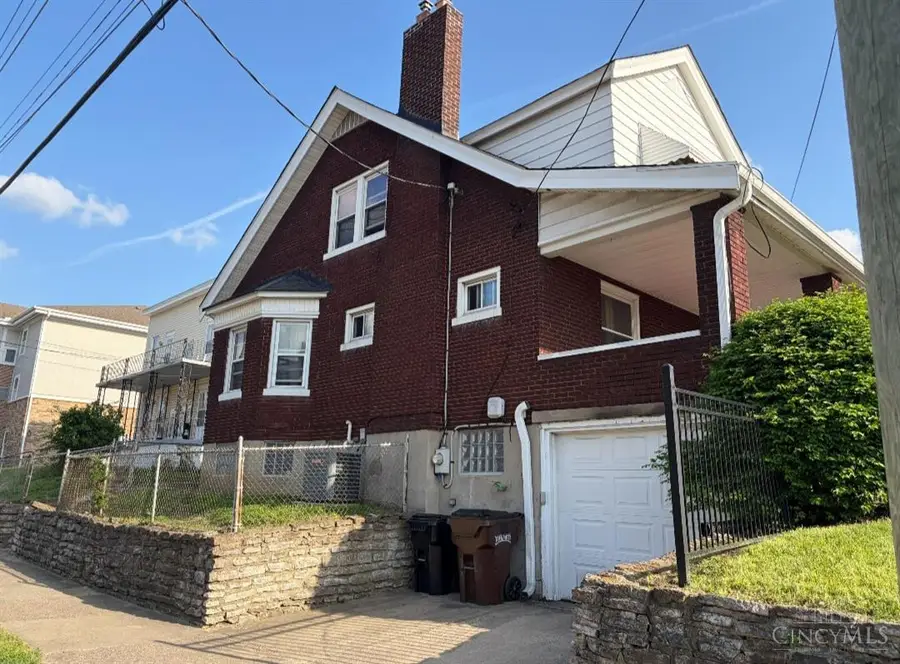 5012 Kemper Avenue, Cincinnati, OH 45217 - #3