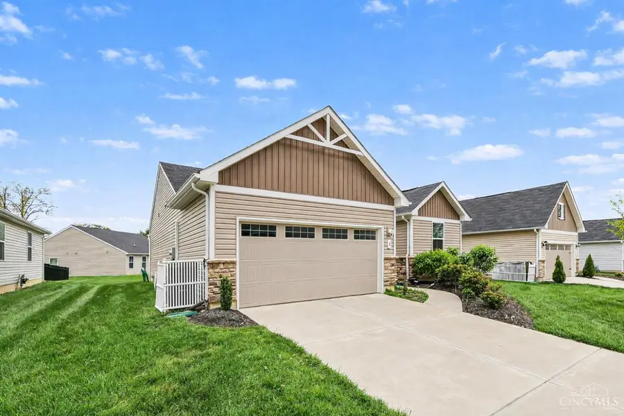 8 Platform Street, Amelia, OH 45102 - #2
