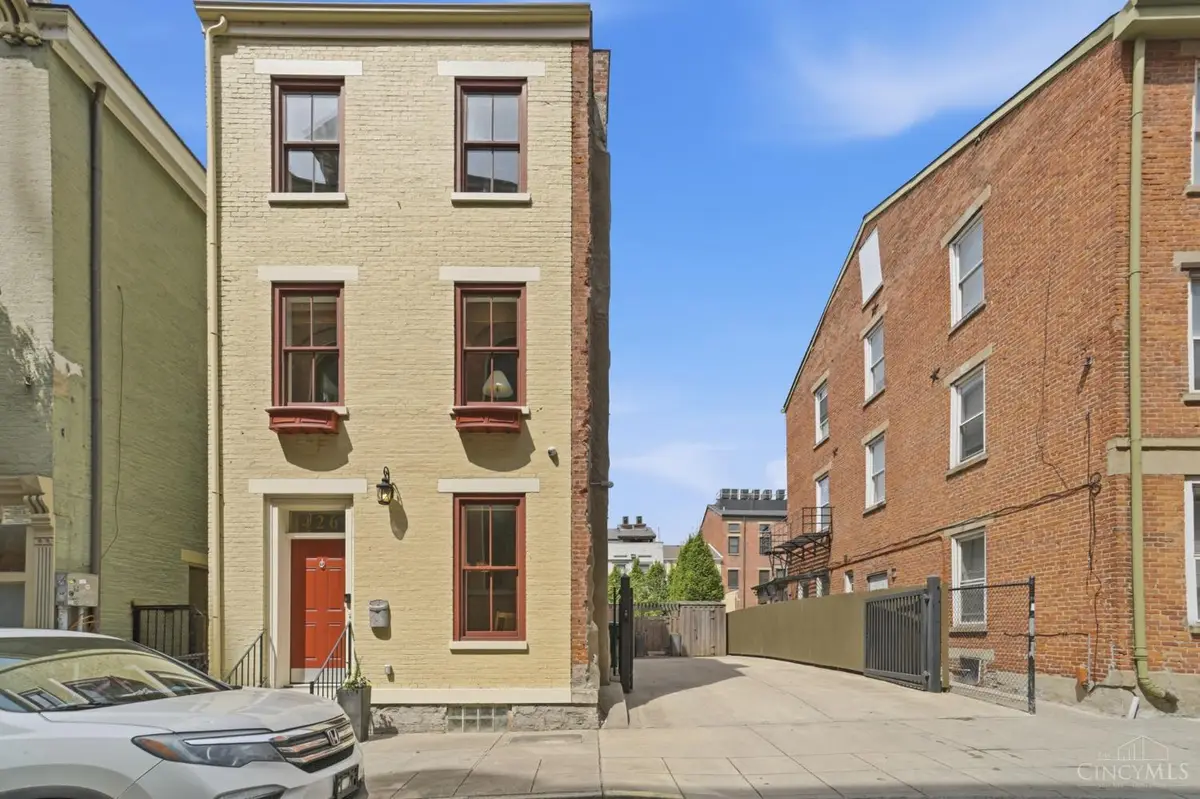 426 E Twelfth Street, Cincinnati, OH 45202 - #1