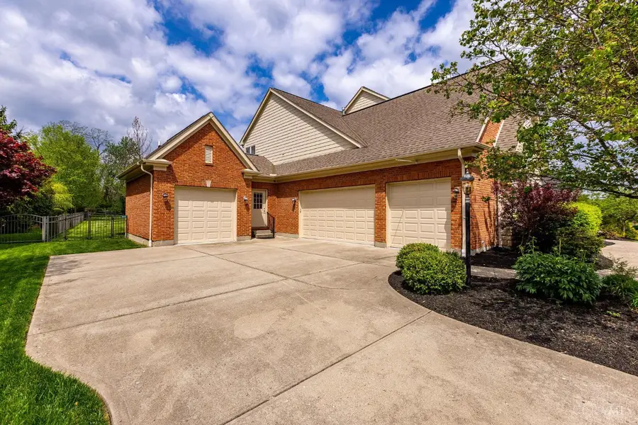 6709 Sandy Shores Drive, Miami, OH 45140 - #2