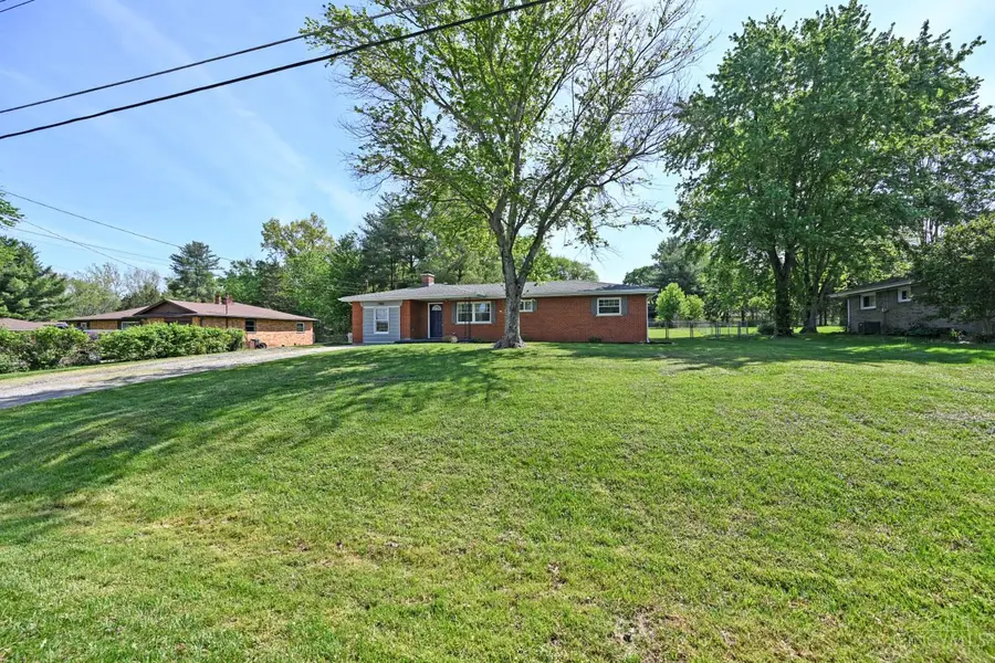 7406 Robin Drive, Warren, OH 45039 - #2