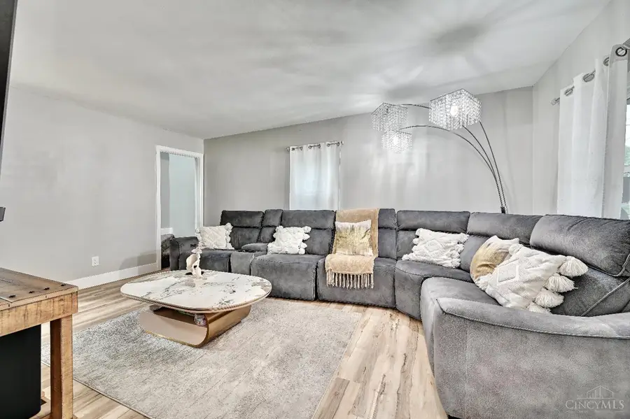 2024 Dallas Avenue, Cincinnati, OH 45239 - #3