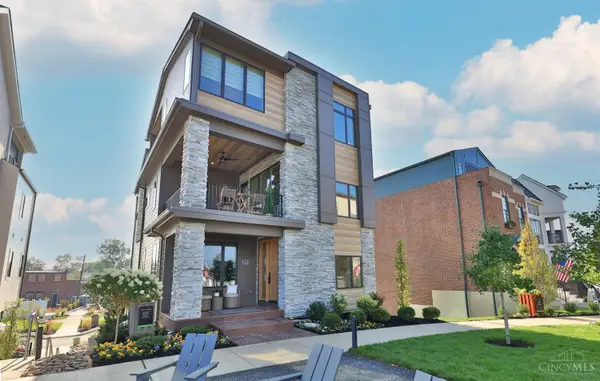 2930 Three Oaks Lane, Cincinnati, OH 45209